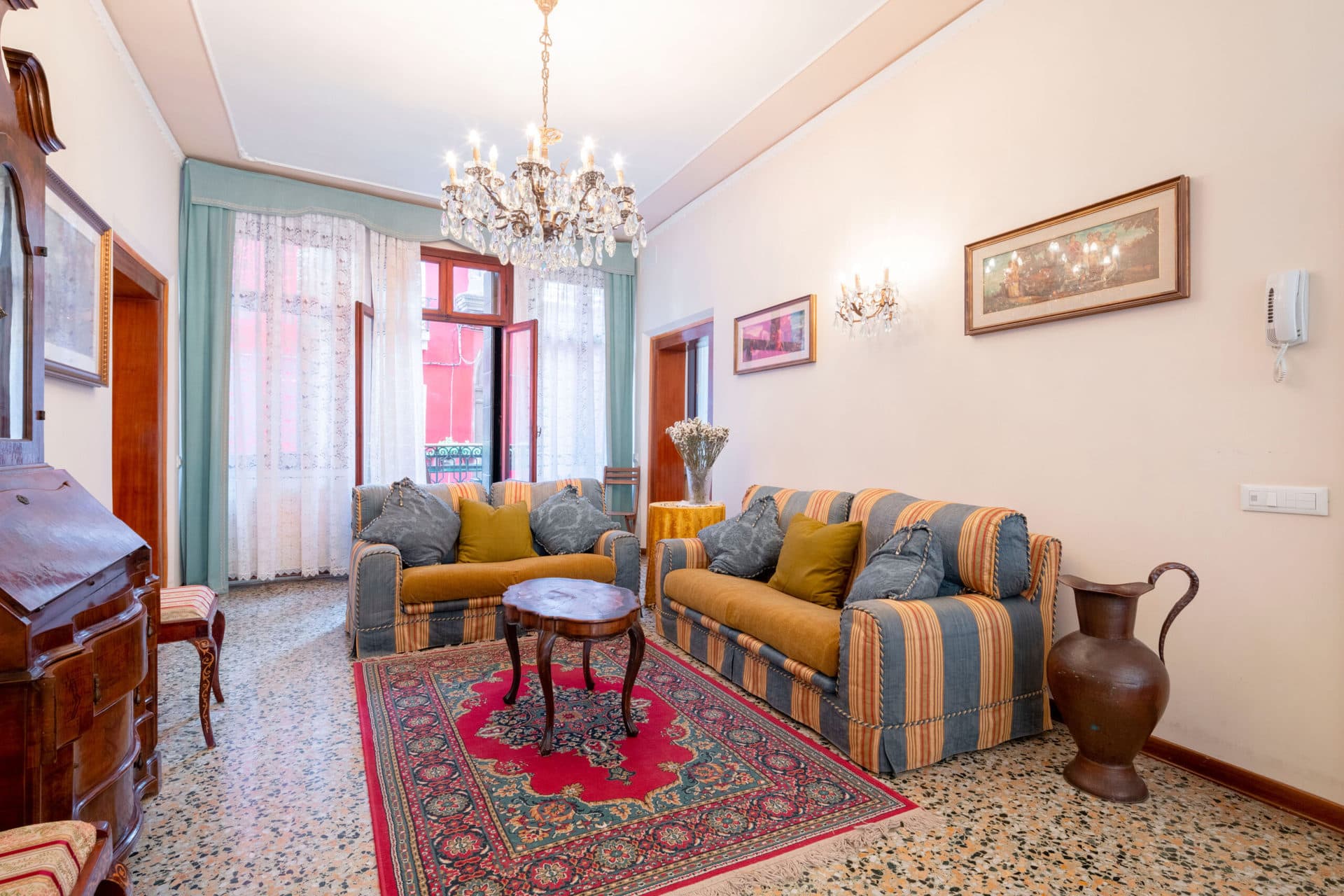 The Arsenal Large Apartment